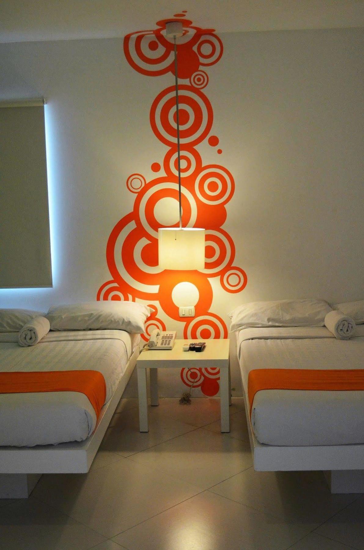 Islands Stay Hotels - Uptown Cebu Kültér fotó