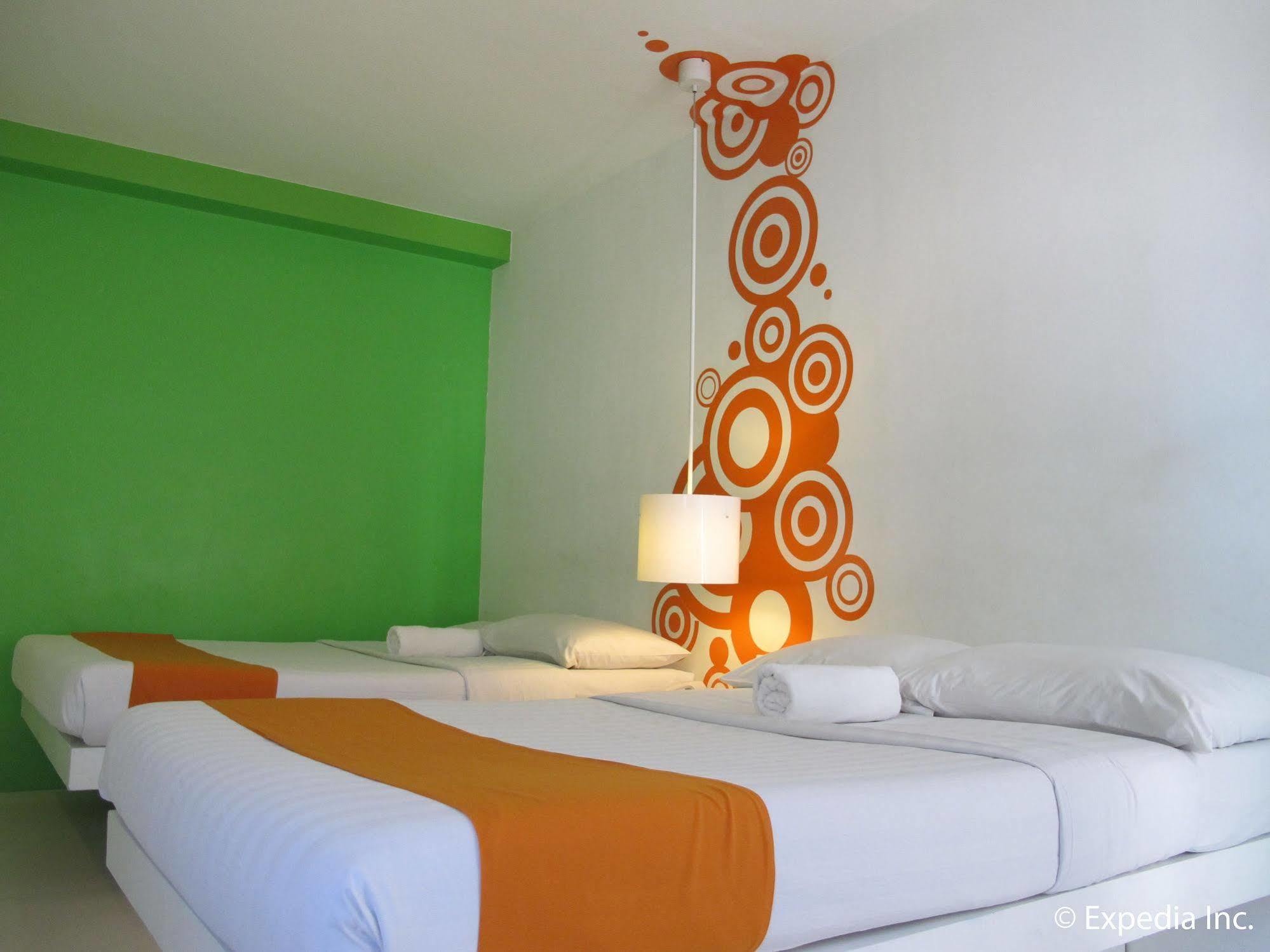 Islands Stay Hotels - Uptown Cebu Kültér fotó