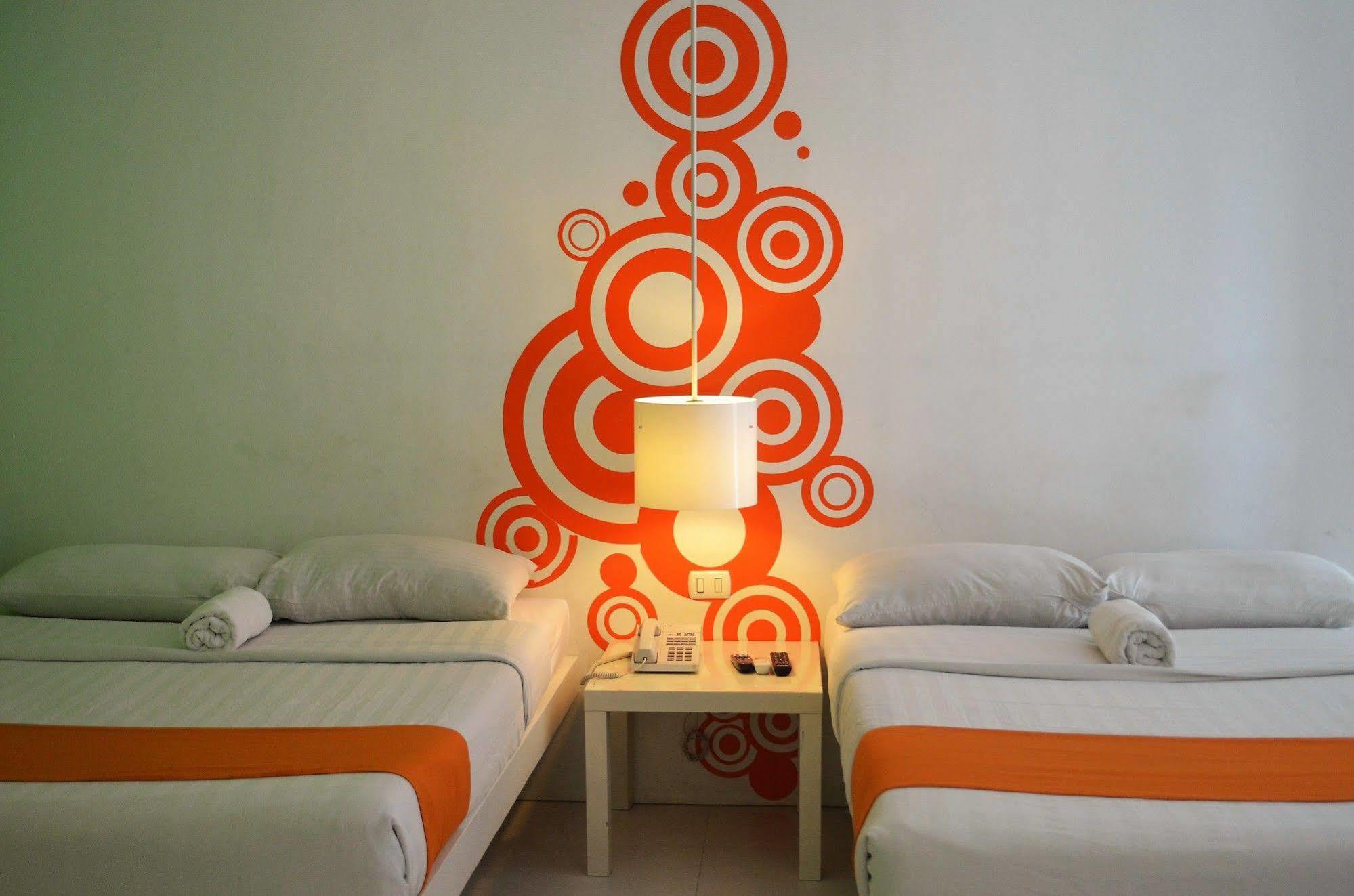 Islands Stay Hotels - Uptown Cebu Kültér fotó